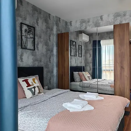 Apartament Luxury Apartment/studio