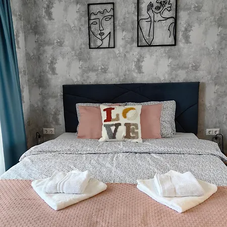 Апартаменты Luxury Apartment/studio